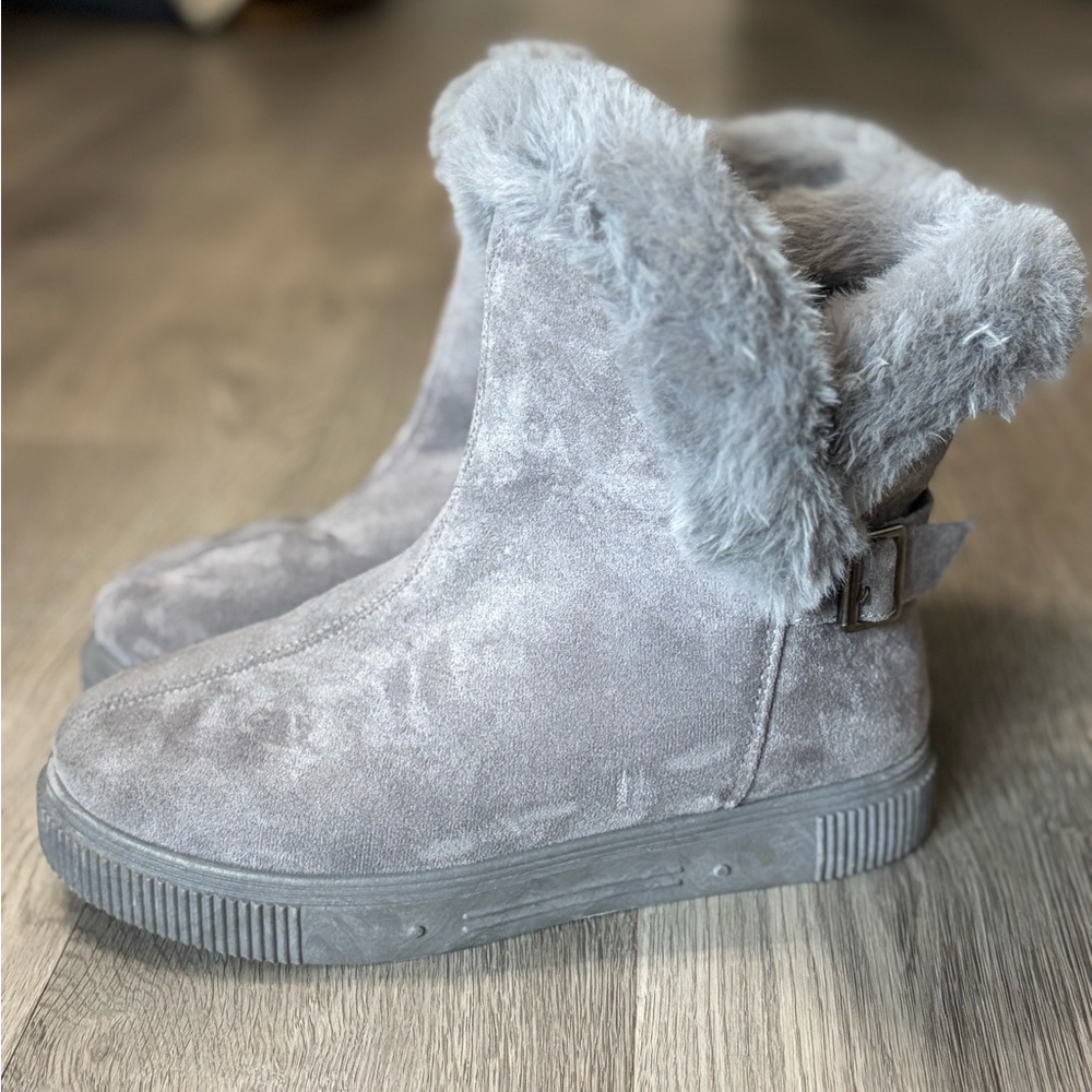 Bamboo Faux Fur Winter Boots Size 7.5